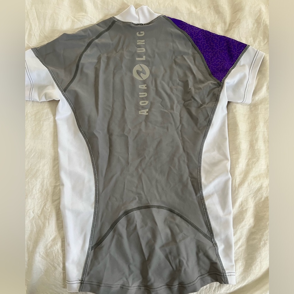 Aqualung Rash Guard - Picture 5 of 6